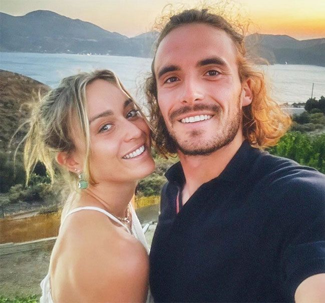 Cặp đôi sao quần vợt Tsitsipas và Badosa tái hợp