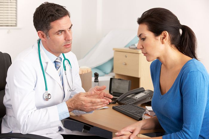 Cần tới gặp bác sĩ ngay khi tình trạng trĩ ngoại nghiêm trọng hơn