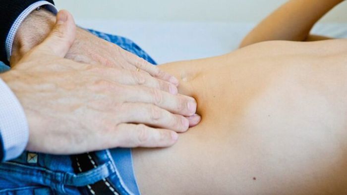 Đa số trường hợp thoát vị bẹn có thể được chẩn đoán thông qua khám lâm sàng