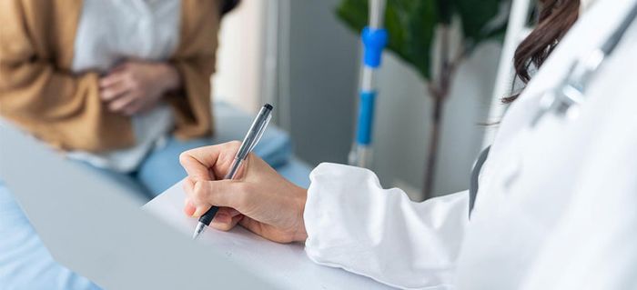 Bệnh nhân có nên tự chữa viêm đại tràng tại nhà không?
