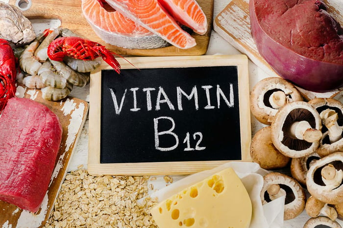 Đừng quên bổ sung vitamin B12 nhé!