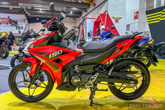 Xe máy Trung Quốc 'sao chép' Yamaha Exciter, sử dụng động cơ từ Honda- Ảnh 1.