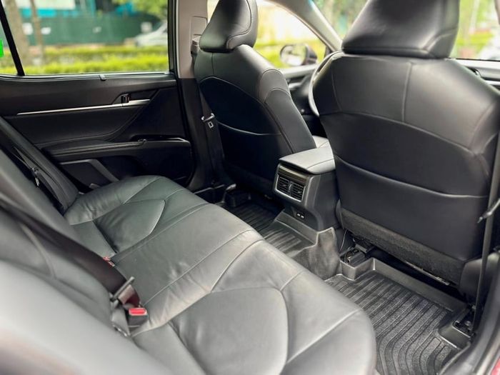 Bạn sẽ phải trả bao nhiêu để sở hữu Toyota Camry 2020 sau 4 năm sử dụng khi mua từ thị trường xe đã qua sử dụng? 470331