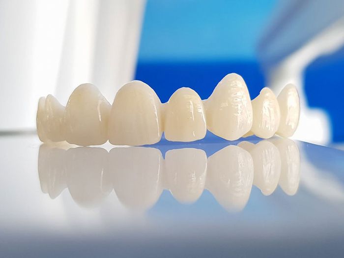 Răng sứ Zirconia được sản xuất từ Đức