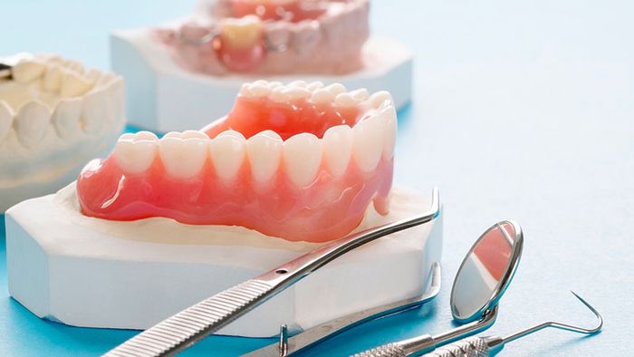 Hàm Răng Giả Tháo Lắp Được Nhiều Người Chọn