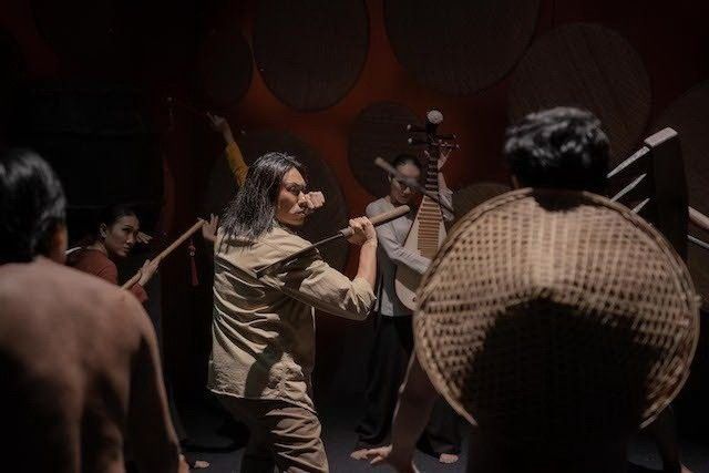 Cảm thấy hối tiếc về phần đánh nhau ở bảo tàng