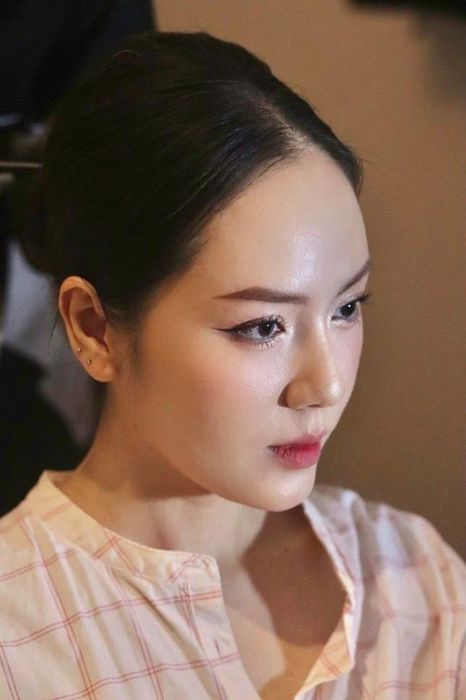 Phương Linh đã gửi lời xin lỗi đến Văn Mai Hương vì việc sử dụng ca khúc của đồng nghiệp mà không xin phép, đồng thời đưa ra các biện pháp để giải quyết. Tuy nhiên, cách diễn đạt của cô đã bị nhận xét là thiếu chuyên nghiệp.
