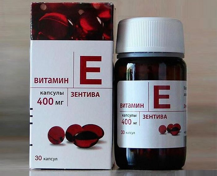 Trước khi sử dụng vitamin E đỏ Nga, nên tham khảo ý kiến của dược sĩ.