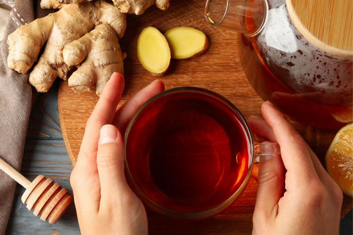 Uống một ly trà gừng thơm ngon cũng hỗ trợ giảm cân khá hiệu quả