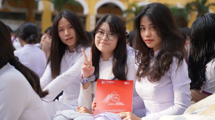 Đại học Hồng Bàng và học phí Hồng Bàng