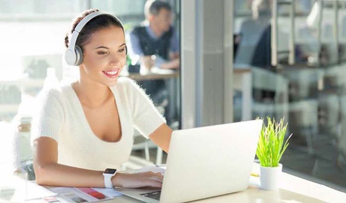 Người ăn sáng đúng giờ có khả năng tập trung tốt hơn.