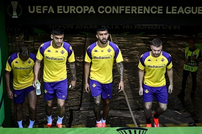 Fiorentina và Olympicos chuẩn bị cho trận chung kết