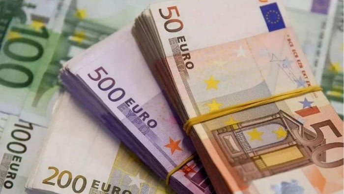 1 Euro bằng bao nhiêu VND tiền Việt Nam?