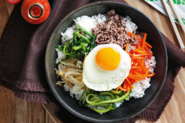 Món Bibimbap của Hàn Quốc