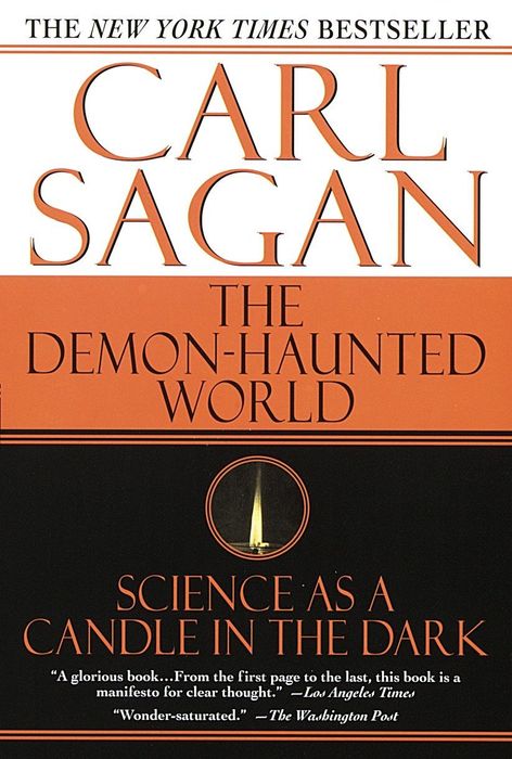 Thế Giới Ma Quỷ: Khoa Học Như Ngọn Đèn Trong Bóng Tối: Carl Sagan, Ann Druyan: 0884184345306: Amazon.com: Sách