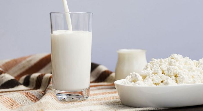 Tiêu chảy khi tiêu thụ sữa do dị ứng và không dung nạp lactose là hai vấn đề khác biệt.