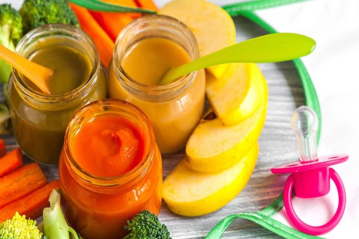 Kết hợp bột với rau củ, thịt để bổ sung dinh dưỡng cho bé