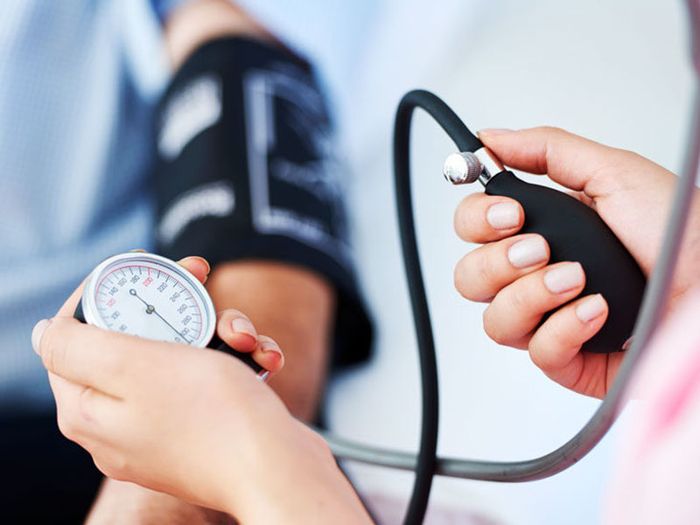Người mắc bệnh cao huyết áp cần hạn chế ăn thịt bò