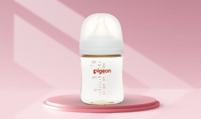 Bình sữa nhựa PPSU Pigeon Softouch Plus WN3 cổ rộng 160 ml (dành cho bé từ 0 đến 3 tháng tuổi)