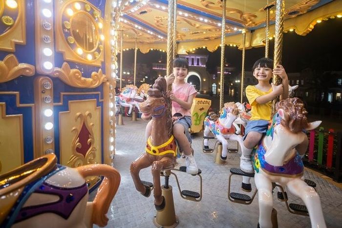 VinWonders Cửa Hội - 6 đã chính thức khai trương, mở ra một điểm đến du lịch giải trí đẳng cấp Quốc tế.