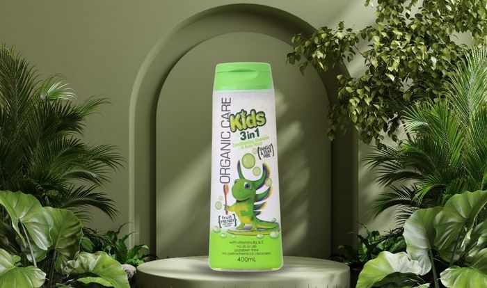 Sữa tắm gội cho bé Organic Care Fruit Frenzy 3 trong 1, chiết xuất từ táo, dung tích 400 ml (dành cho trẻ từ 3 tuổi)