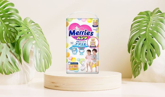Tã quần Merries size XL 38 miếng (12 - 22 kg)