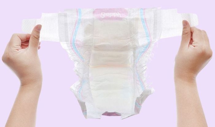 Tã dán có thiết kế tách rời phù hợp cho bé dưới 3 tháng tuổi.
