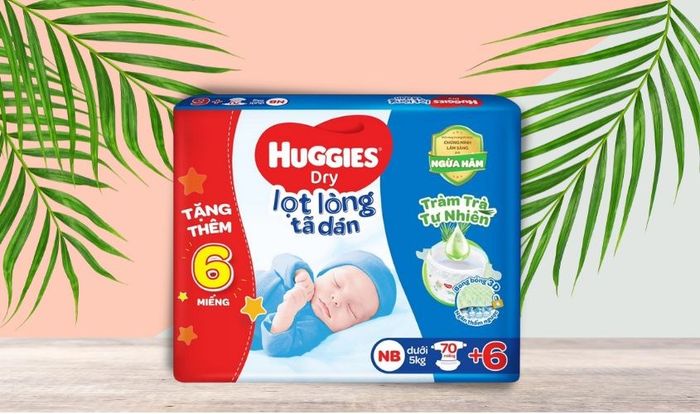 Tã dán Huggies size NB 76 miếng (Dưới 5 kg).