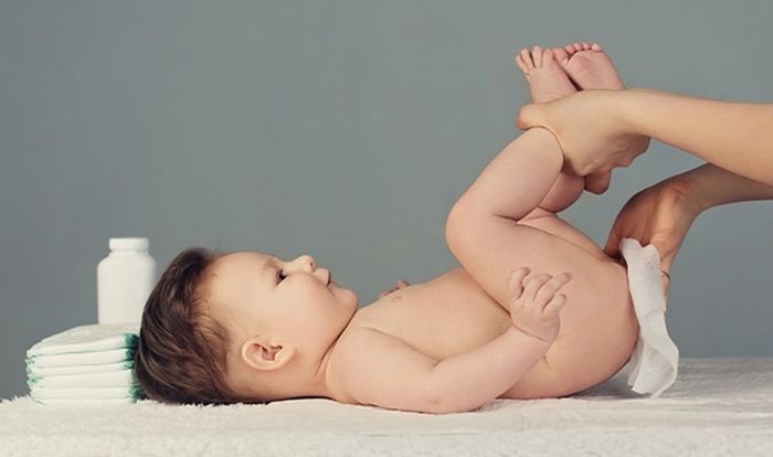 Vệ sinh cho em bé sạch sẽ