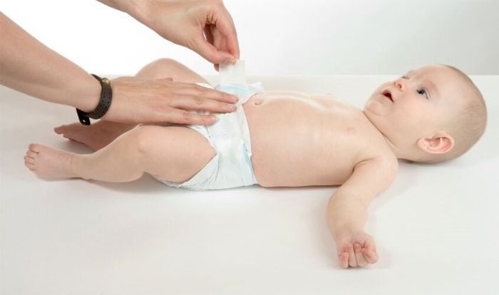 Lựa chọn nhiều loại tã vải cho bé