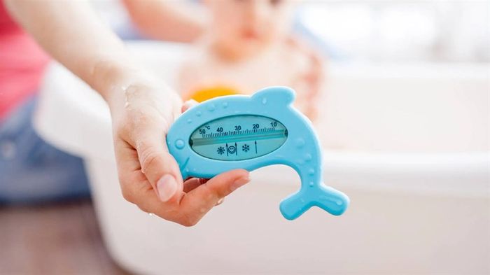 Nhiệt độ nước tắm lý tưởng là 37 độ C