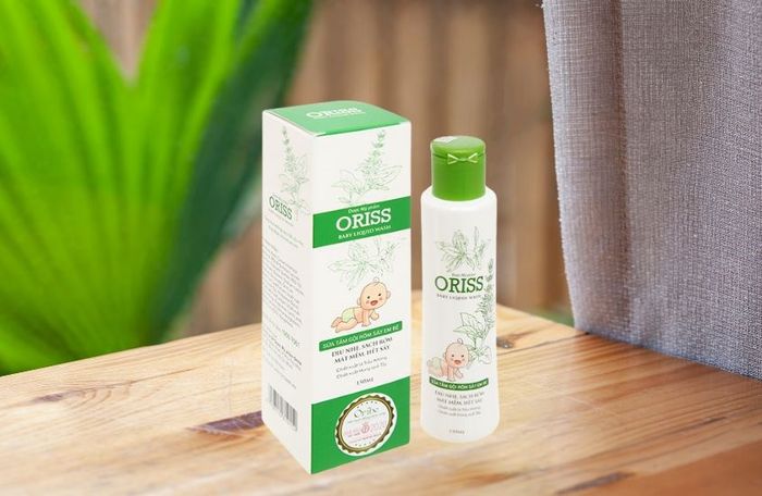 Sữa tắm & gội rôm sảy 2 trong 1 cho bé Oriss chiết xuất lá trầu và húng quế 150 ml (dành cho trẻ từ 0 - 6 tuổi)