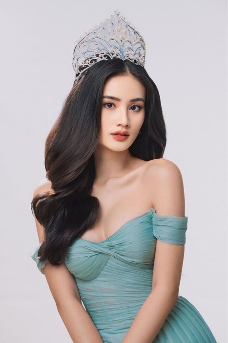 Hoa hậu Huỳnh Trần Ý Nhi sẽ trở về nước để tham gia các hoạt động từ thiện và chuẩn bị cho cuộc thi Miss World 2025.