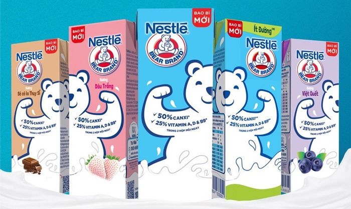 Bộ 4 hộp sữa tươi Nestlé NutriStrong có đường 180 ml (dành cho bé từ 1 tuổi)
