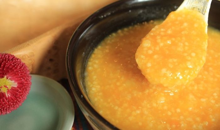 Thức ăn đa dạng màu sắc giúp bé thích thú hơn khi ăn