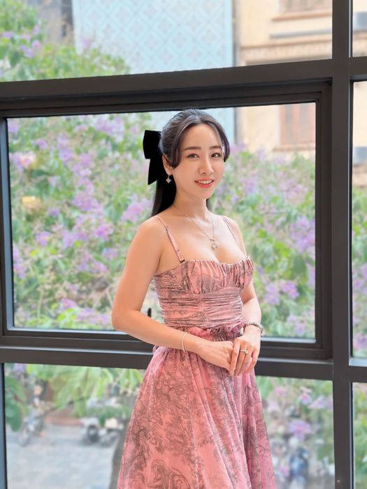 NSƯT Ngọc Quỳnh đã chia tay vợ và công khai hẹn hò với đồng nghiệp