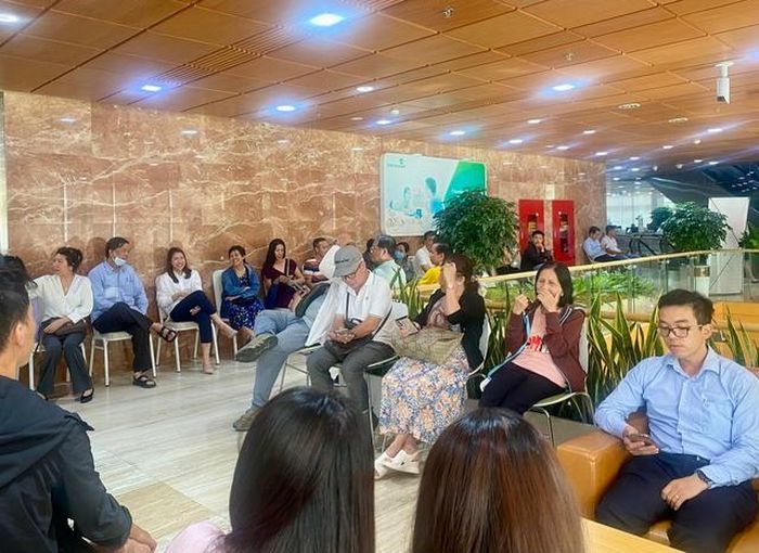 Tại trụ sở chi nhánh Vietcombank TP HCM (5 Công trường Mê Linh, phường Bến Nghé, quận 1)
