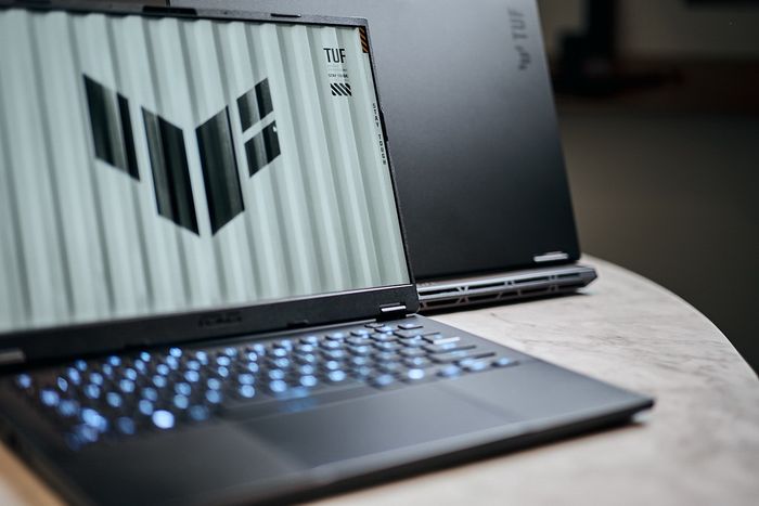 ASUS ra mắt laptop chơi game TUF Gaming A14 và A16 AI mới, sử dụng Ryzen 300 AI và RTX 4070