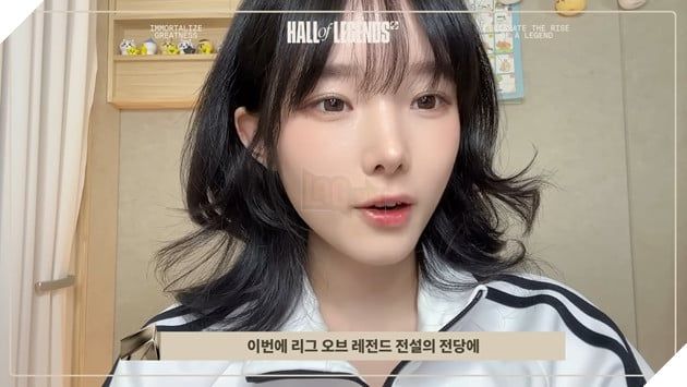 Một lần nữa, cộng đồng game thủ LMHT lại náo loạn với sự xuất hiện của cô gái được cho là em họ của Faker. Câu hỏi liệu cô có thực sự là em họ của Faker hay không vẫn tiếp tục là đề tài nóng.