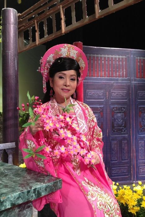 NSƯT Phượng Hằng: 'Tôi sống phong độ nhờ cải lương'