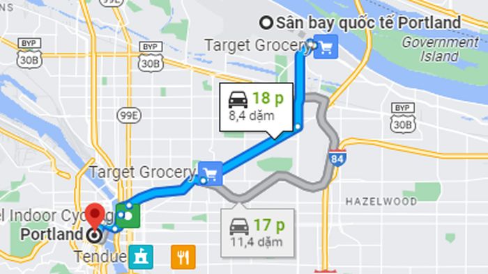 Di chuyển từ sân bay đến trung tâm Portland mất khoảng 20 phút.