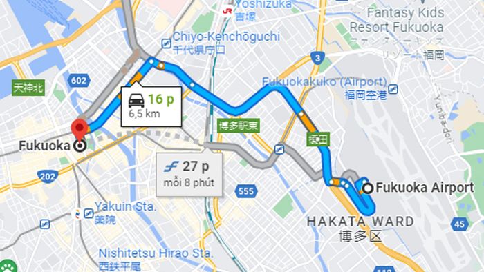 Từ sân bay đến trung tâm thành phố Fukuoka mất khoảng 15 - 20 phút.