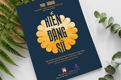 Hiến Đăng Sứ - Một tiểu thuyết khoa học viễn tưởng, mô tả về một thế giới đối lập với địa ngục