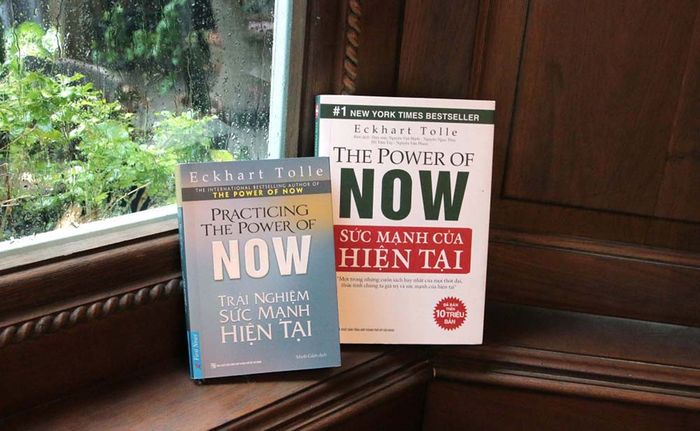 Biến đổi nỗi đau thành sức mạnh: 10 bài học từ hiện tại mạnh mẽ