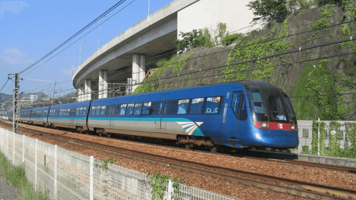 Tàu tốc độ từ sân bay đến trung tâm Hồng Kông