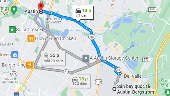Từ sân bay về trung tâm thành phố Austin mất khoảng 13 phút.