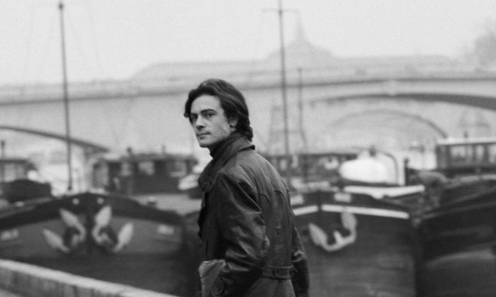 Patrick Modiano: Trốn chạy khỏi tội ác ở Paris