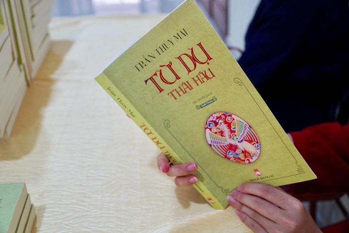 Tác phẩm văn hóa chuyển thể từ kịch bản phim