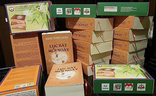 Phát hành trực tuyến tác phẩm 'Lục bát hàng ngày'
