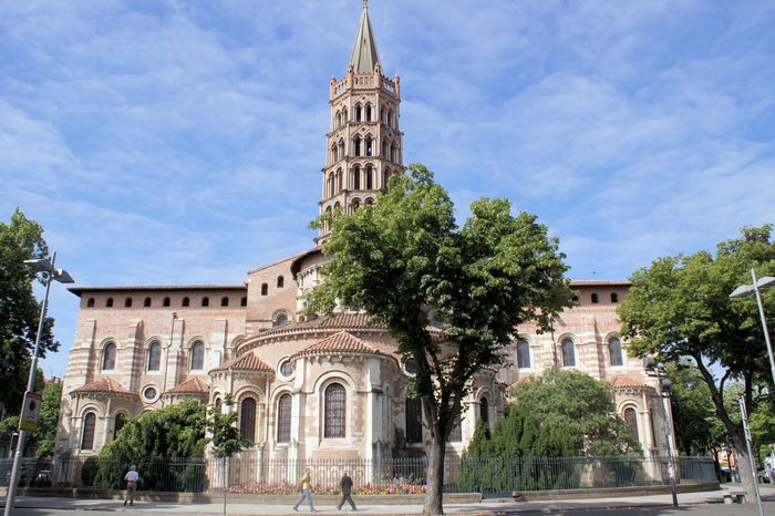 Nhà thờ Basilique Saint-Sernin